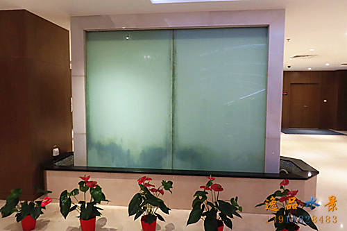How to deal with the moss growing inside the double-layer glass of the glass flowing wall? Knowledge of Water Curtain Wall