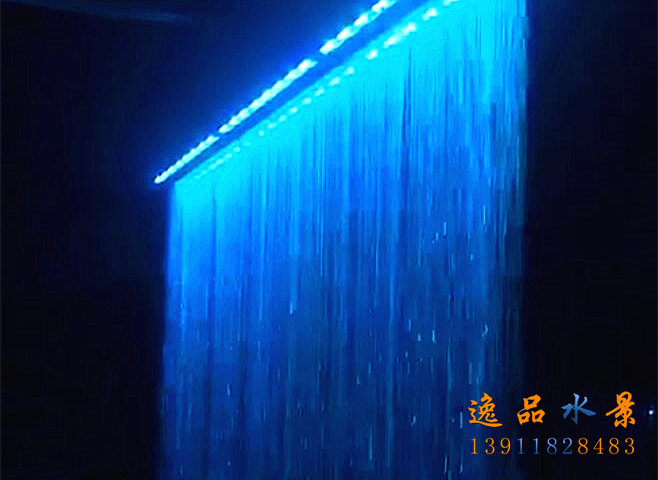 Single row water curtain